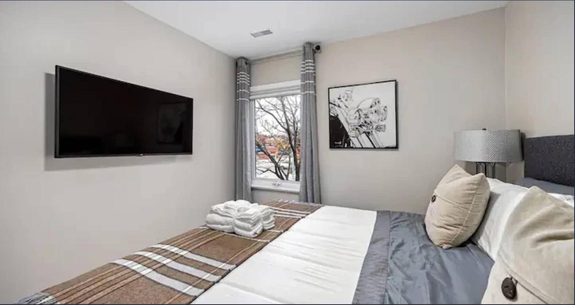 טורונטו Casa St Clair - Suite -Style Suite W Lrg Patio מראה חיצוני תמונה