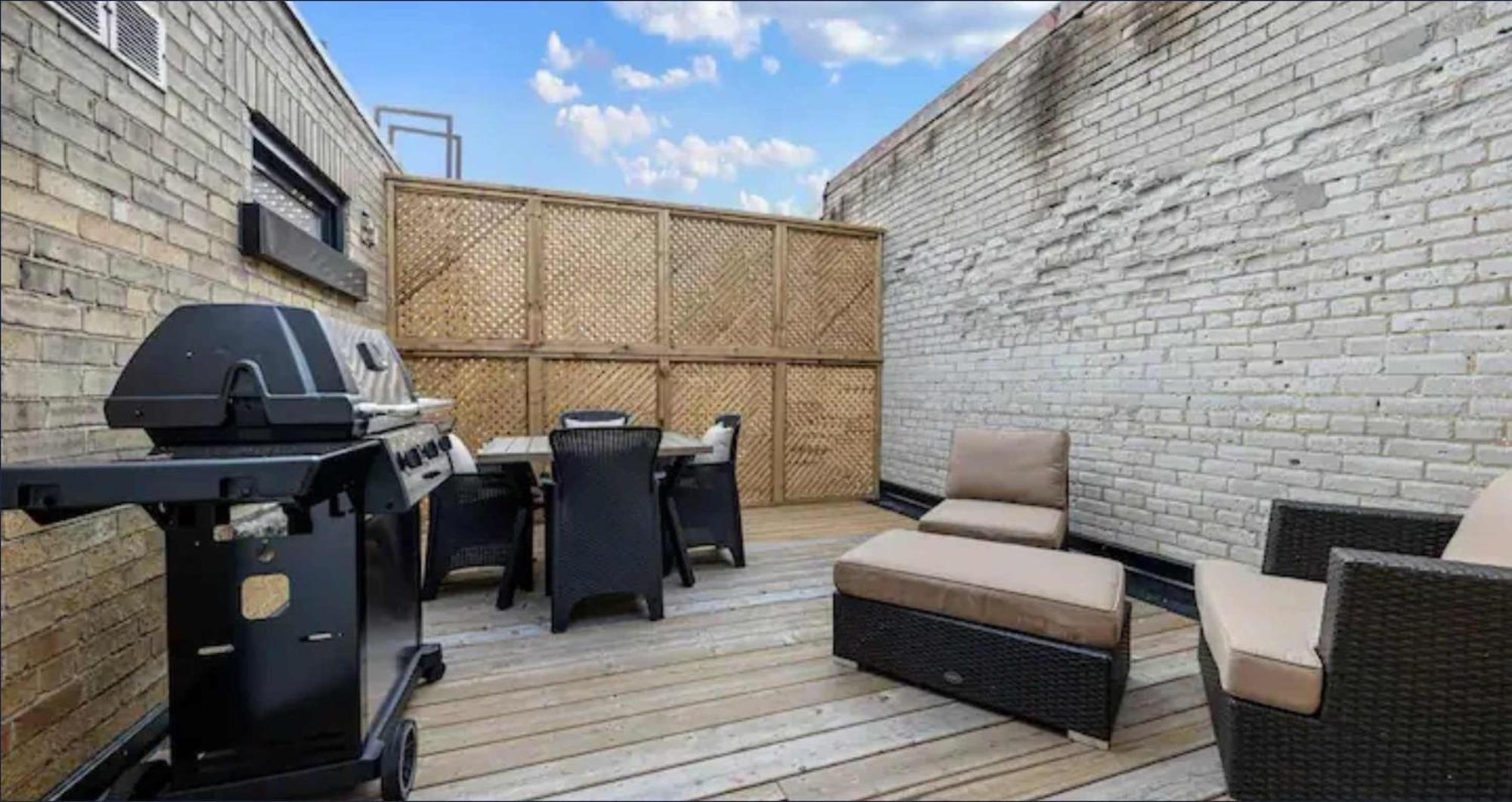 טורונטו Casa St Clair - Suite -Style Suite W Lrg Patio מראה חיצוני תמונה