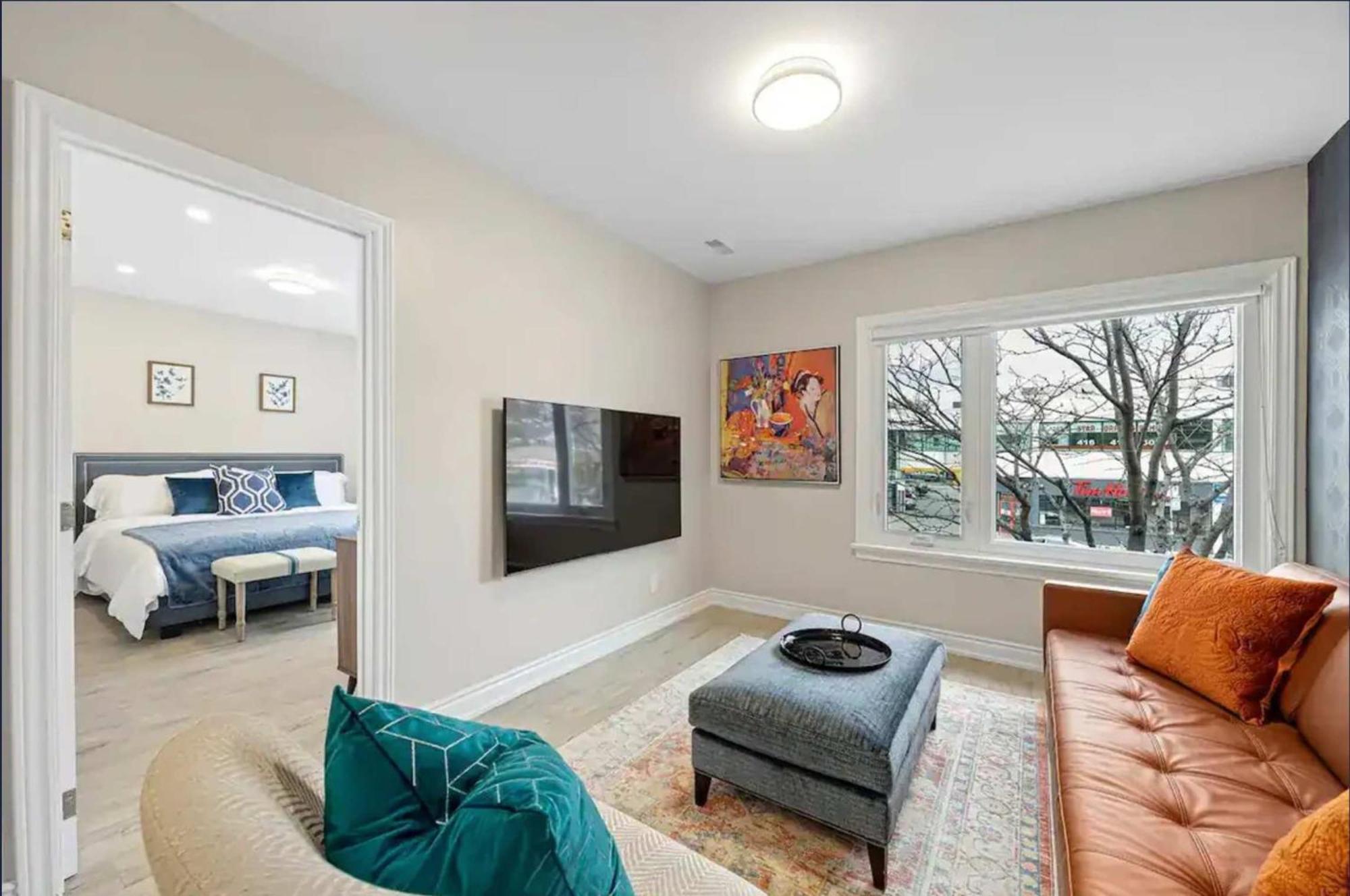 טורונטו Casa St Clair - Suite -Style Suite W Lrg Patio מראה חיצוני תמונה
